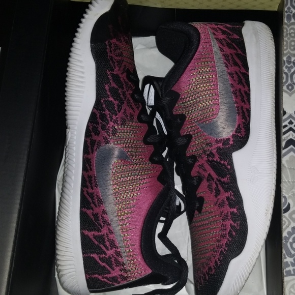 Kobe Mamba Rage - Picture 1 of 4